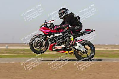 media/Feb-10-2023-TrackDaz (Fri) [[827c11d241]]/Club Racers/2pm (Wheelie Bump)/